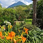 Le Balcon Des Cimes *